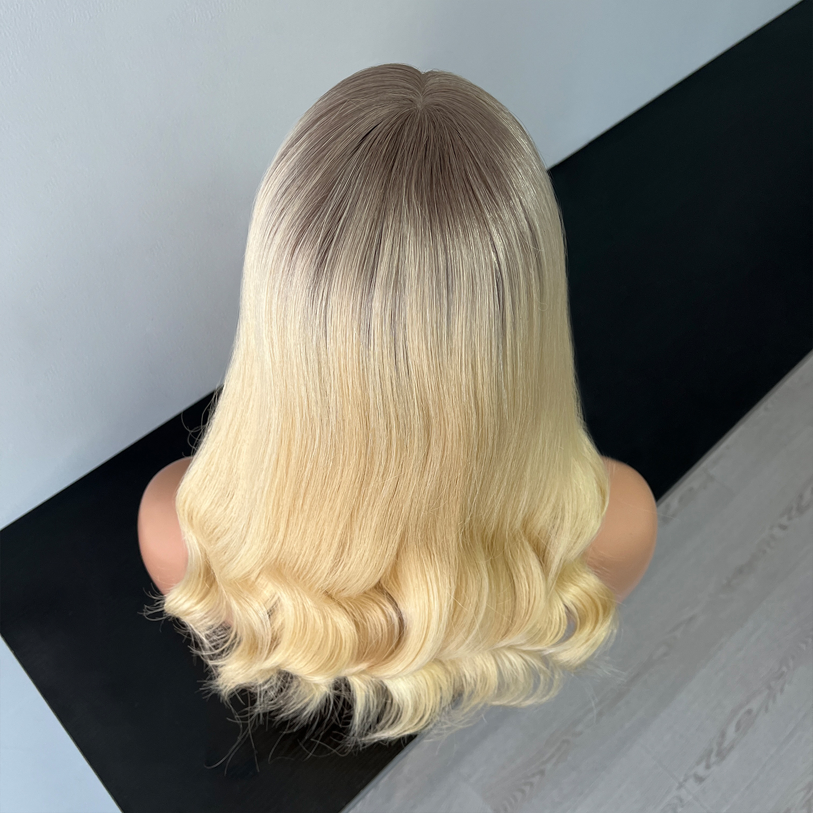 18 Inches Mandy Color Slight Layer Medical Wig