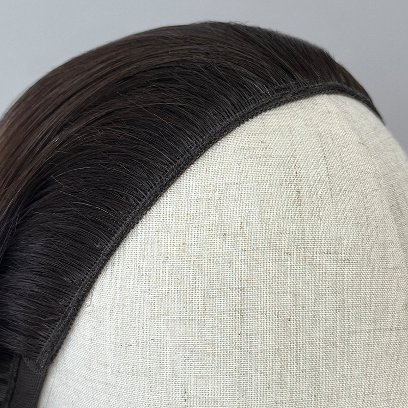 21 Inches WW147 Color Slight Layer Sport Pony Wig