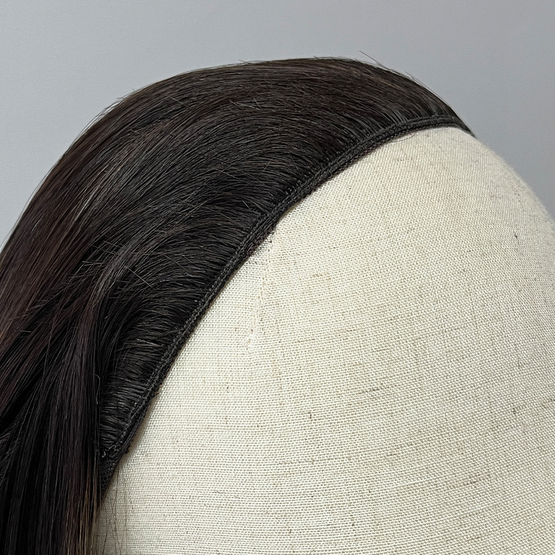 21 Inches WW143 Color Slight Layer Sport Pony Wig